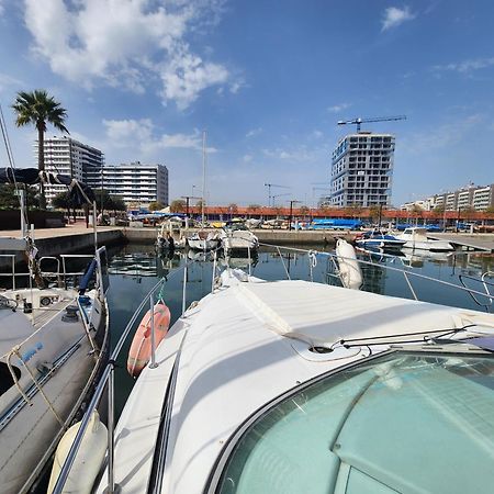 Relax On The Sea Hotel Barcelona Bagian luar foto